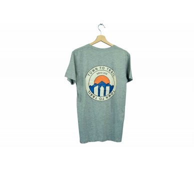 Tshirt Town to trail gris clair nouveau logo